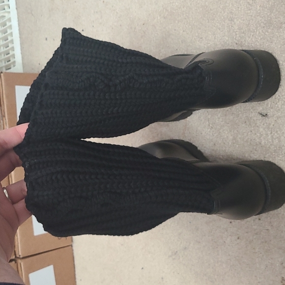 Moncler Ribbed Rubber Boots - Picture 8 of 12